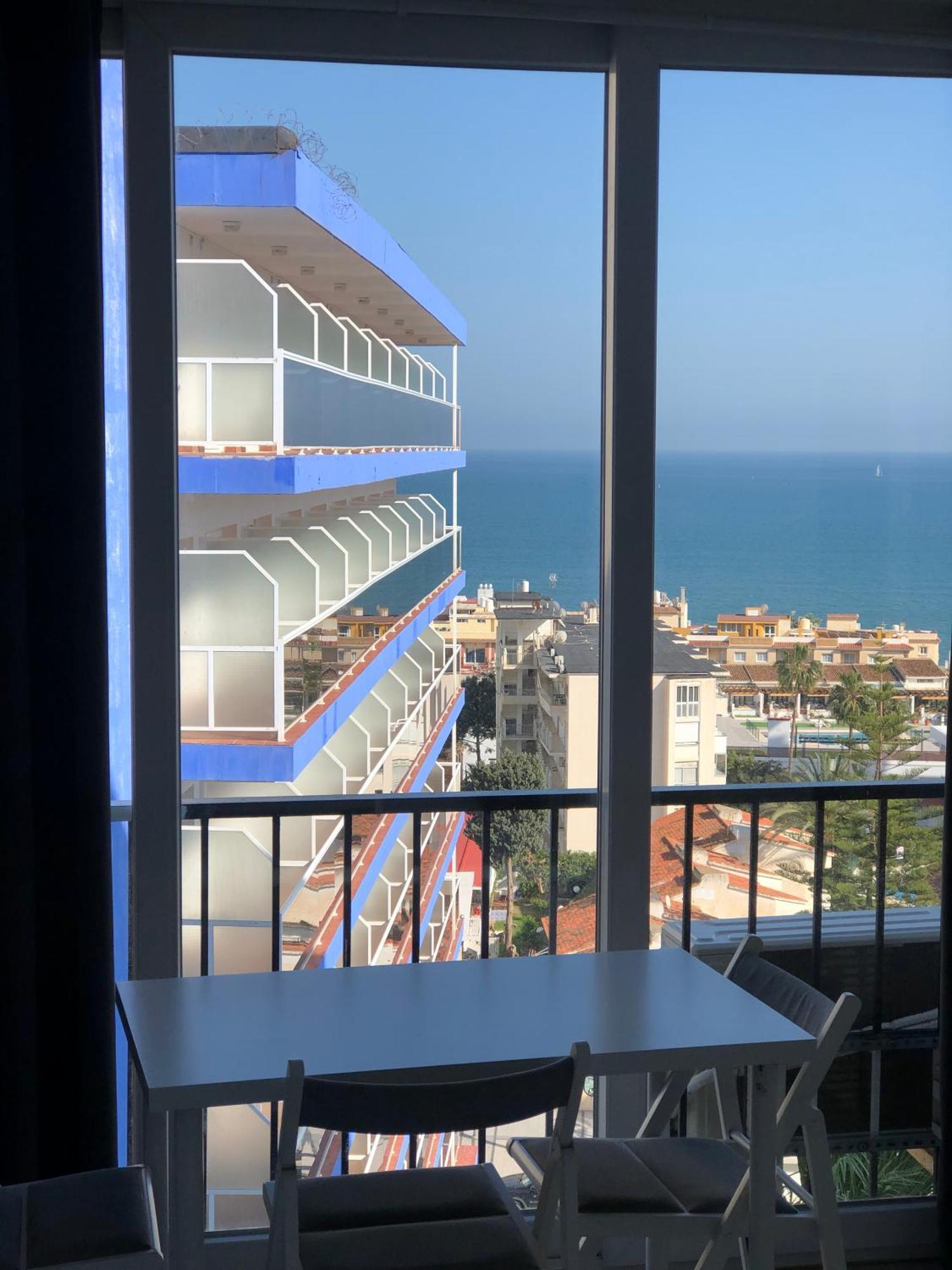 Inviting Studio With Sea View Torremolinos Extérieur photo